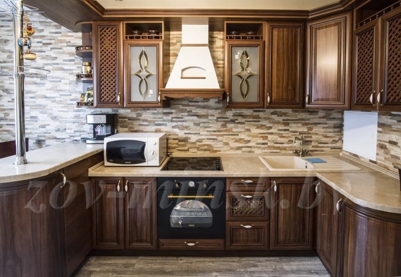 Кухня ЗОВ с фасадами из рамочного МДФ "Турин-3"